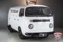 VW KOMBI FURGÃO | Clássicos Premium
